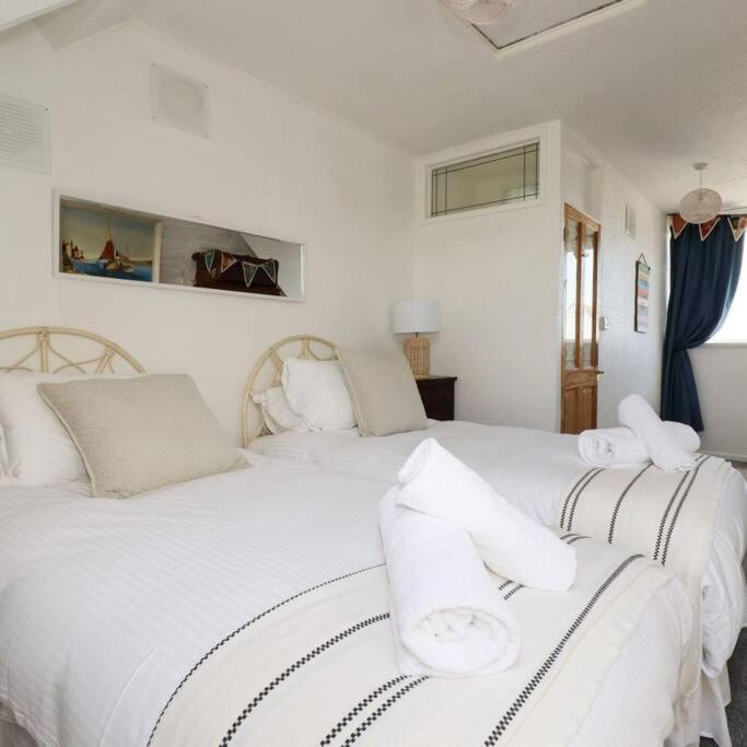 Gorgeous House In Newquay Walking Distance From Fistral Beach Extérieur photo