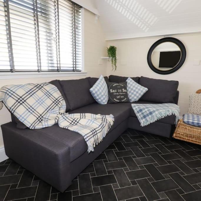 Gorgeous House In Newquay Walking Distance From Fistral Beach Extérieur photo