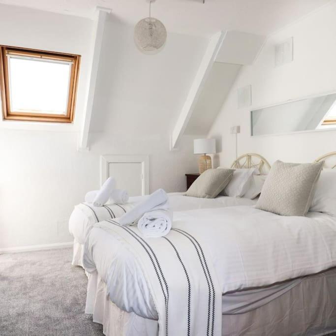 Gorgeous House In Newquay Walking Distance From Fistral Beach Extérieur photo