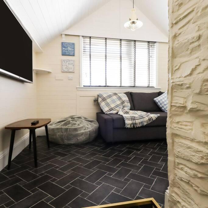 Gorgeous House In Newquay Walking Distance From Fistral Beach Extérieur photo